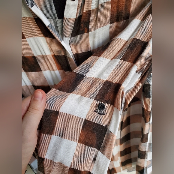 Poly&Esther OOAK Custom Bleach Dye Check Pattern Button-down Light Flannel Shirt - Picture 8 of 13